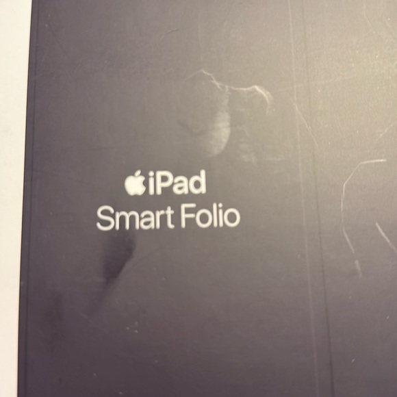 iPad smart folio for iPad Pro 12.9-inch (5th Generation) - Picture 2 of 9